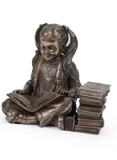 Reading Time Girl